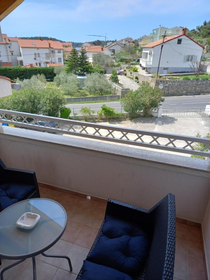 Apartment Preka Palit Exterior photo